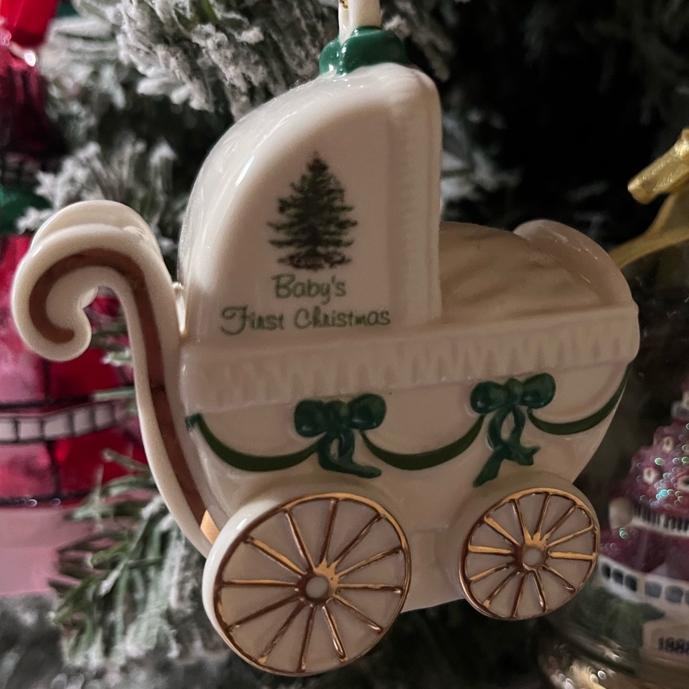 SPODE Baby’s First Christmas 2007 Unisex Stroller Carriage Porcelain Gold